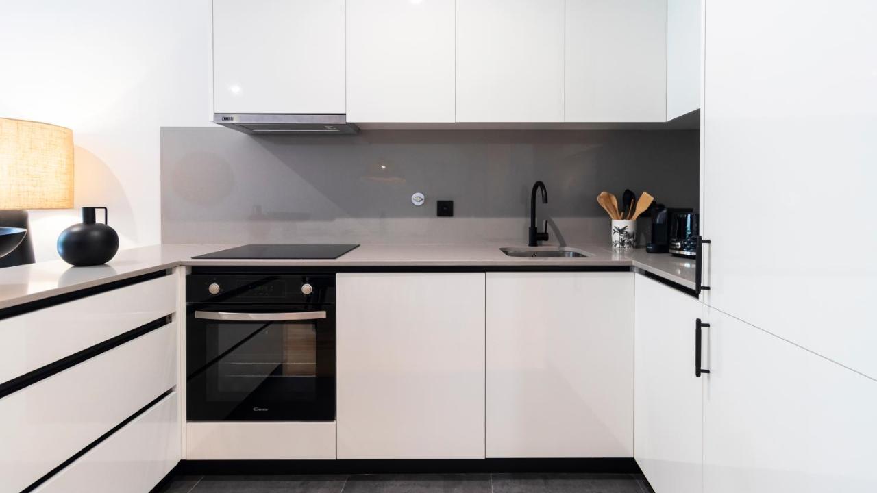 Premium 2Br Flat Near Santa Catarina By Lovelystay OOporto Extérieur photo