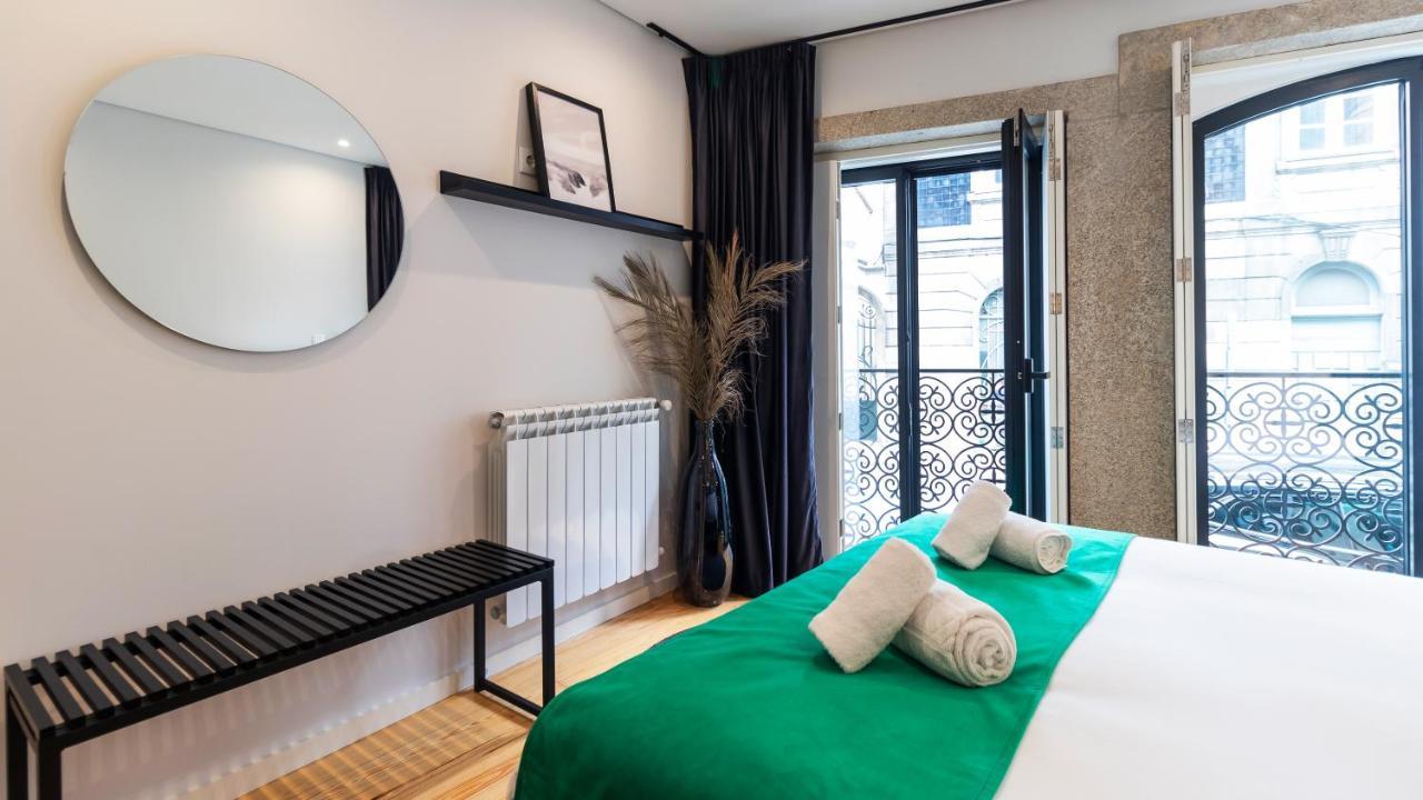Premium 2Br Flat Near Santa Catarina By Lovelystay OOporto Extérieur photo